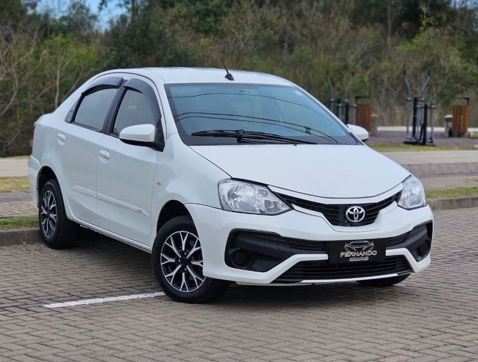 Toyota ETIOS X Sedan 1.5 Flex 16V 4p Aut.