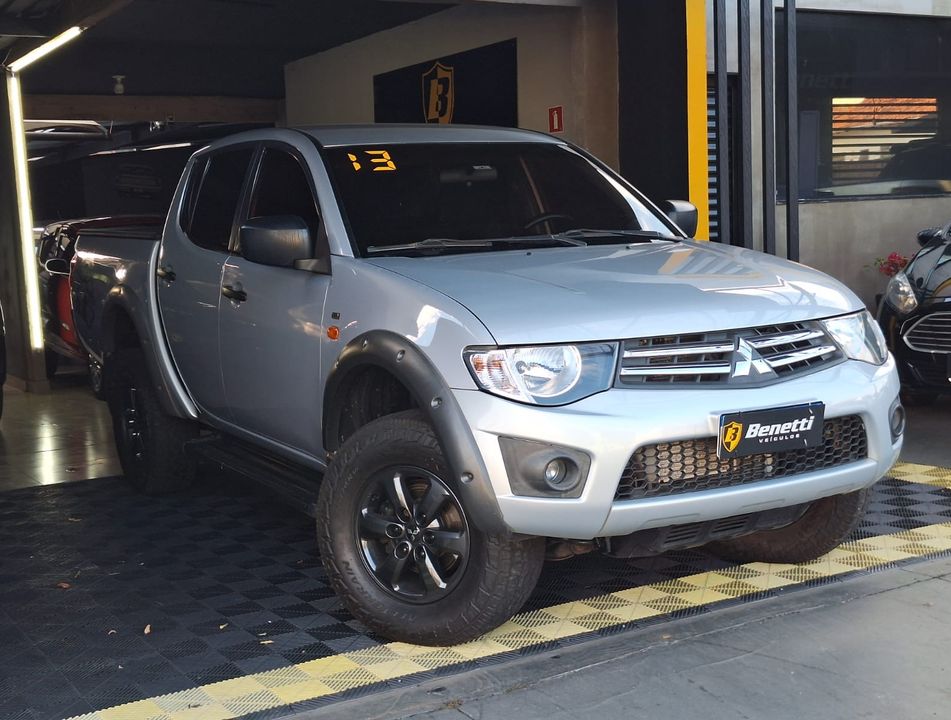 Mitsubishi L200 Triton HPE 3.2 CD TB Int.Diesel Mec