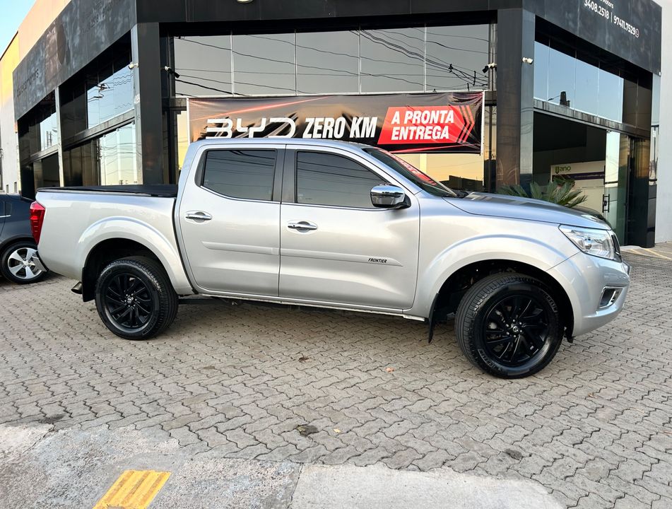 Nissan Frontier XE CD 4x4 2.3 Bi-TB Diesel Aut.