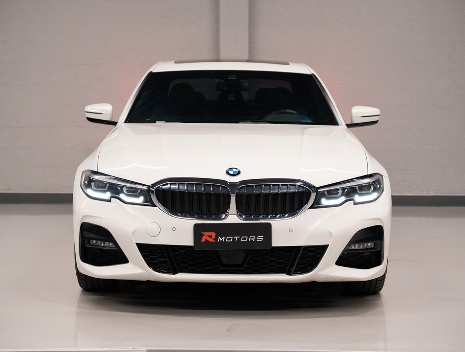 BMW 320i Active Flex