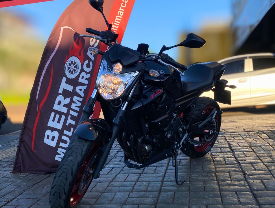 YAMAHA XJ6 N/ABS