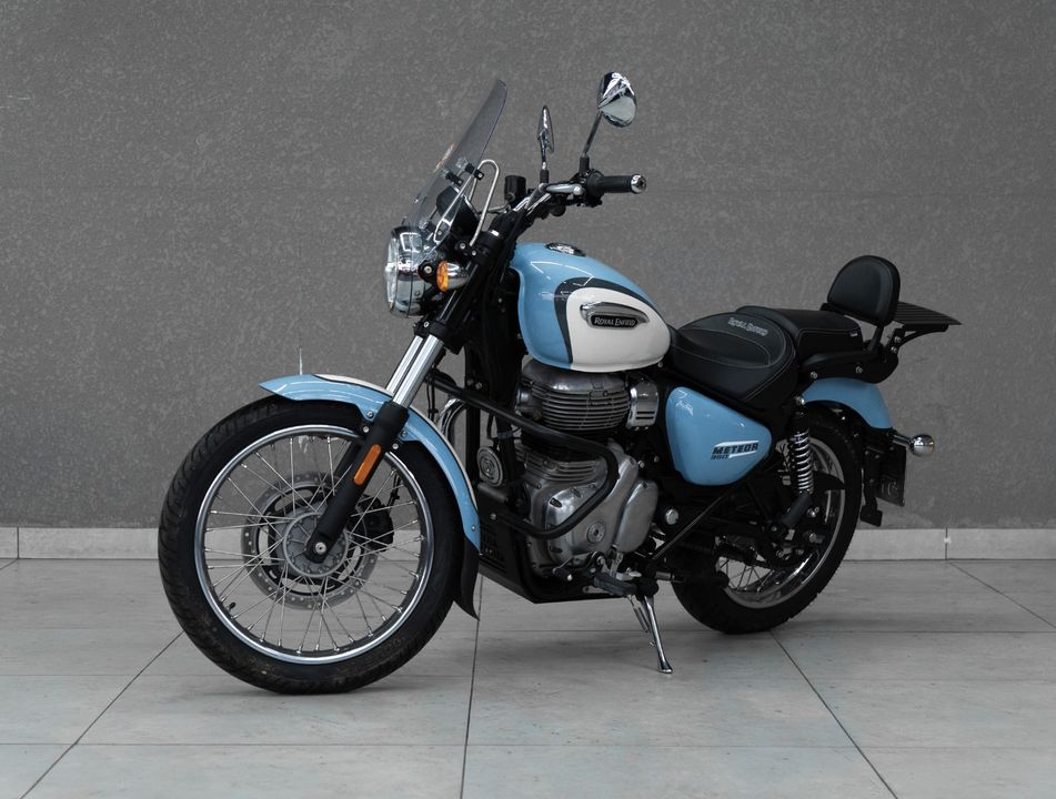 Royal Enfield Meteor 350 Aurora 