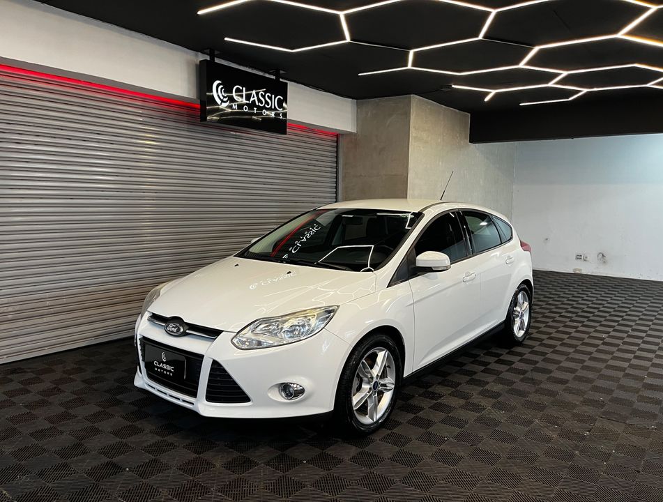 Ford Focus 2.0 16V/SE/SE Plus Flex 5p Aut.