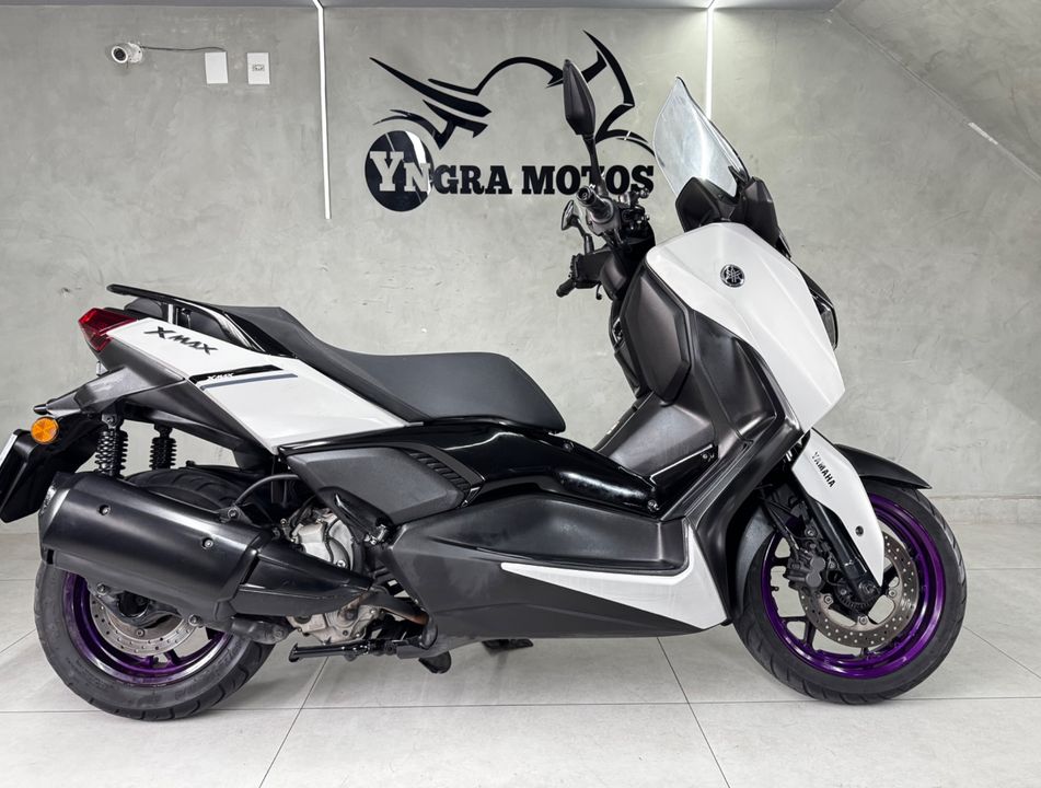 YAMAHA XMAX 250 ABS