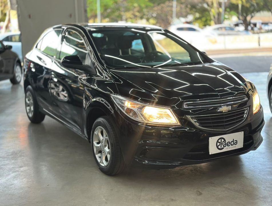 Chevrolet ONIX HATCH LT 1.0 8V FlexPower 5p Mec.