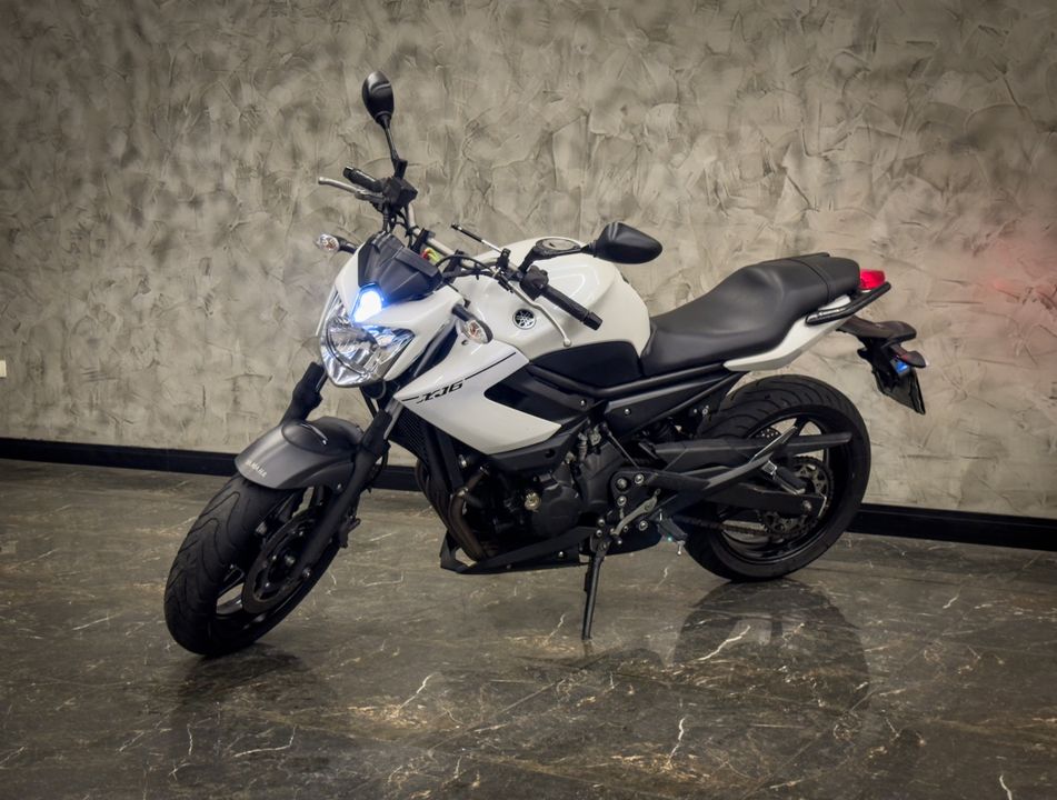 YAMAHA XJ6 N/ABS
