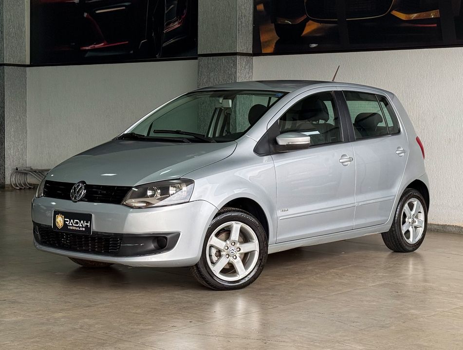 VolksWagen Fox 1.6 Mi Total Flex 8V 5p