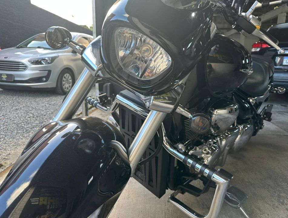 SUZUKI BOULEVARD M1500