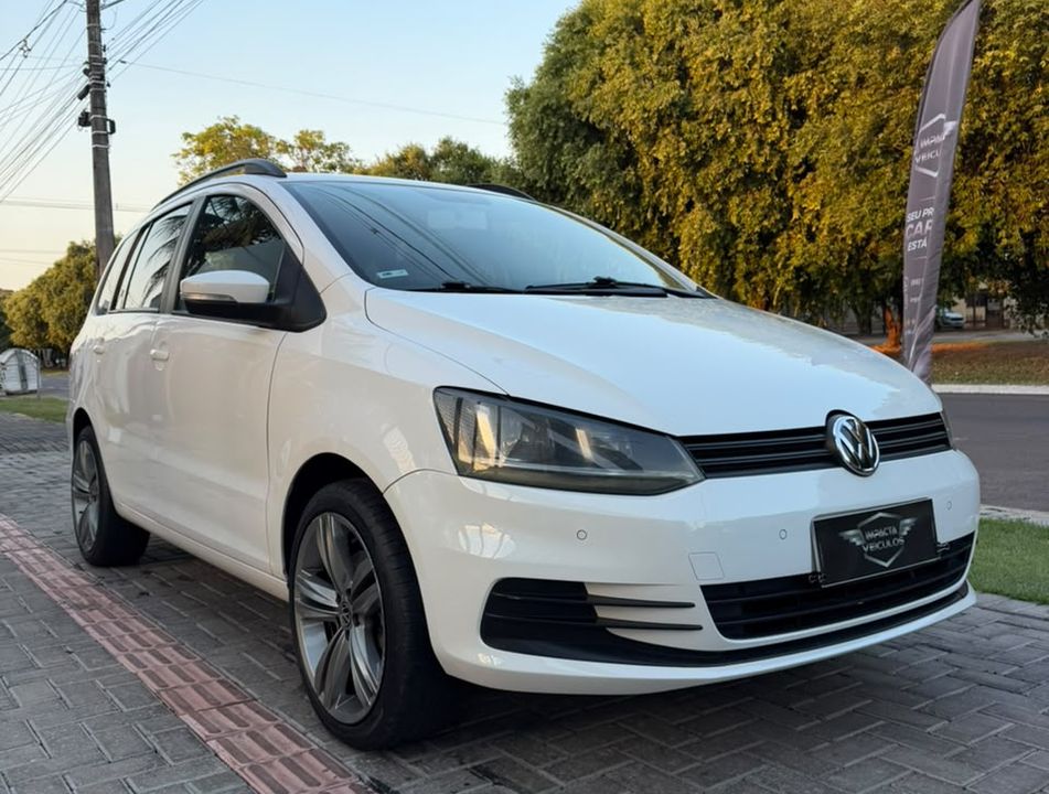 VolksWagen SPACEFOX 1.6 Trendline Total Flex 8v 5p