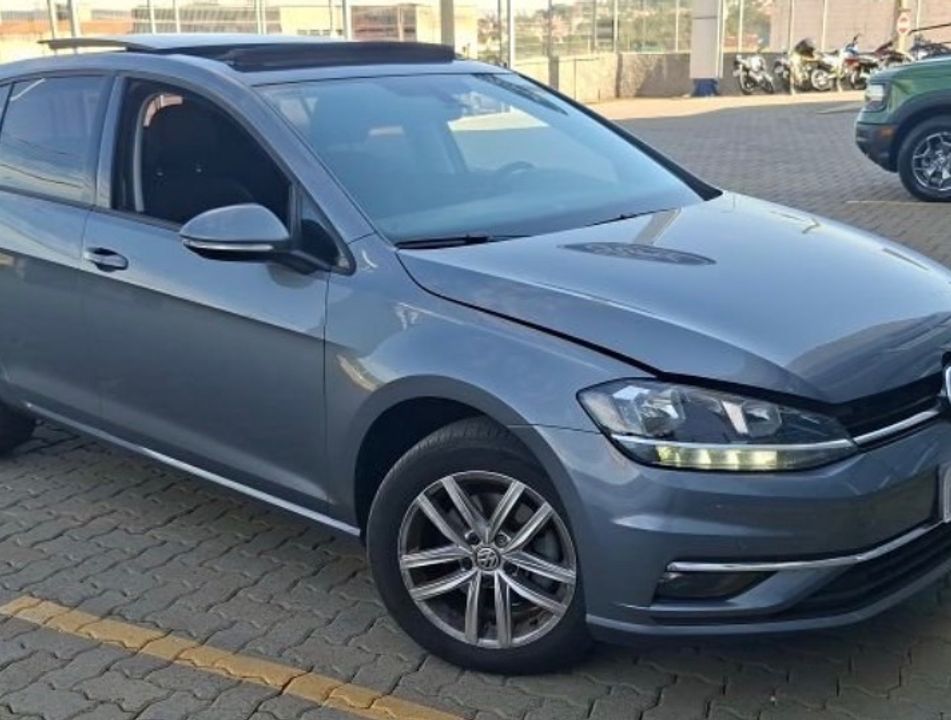 VolksWagen Golf Highline 250 TSI 1.4 Flex 16V Aut.