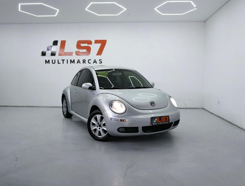 VolksWagen New Beetle 2.0 Mi Mec./Aut.