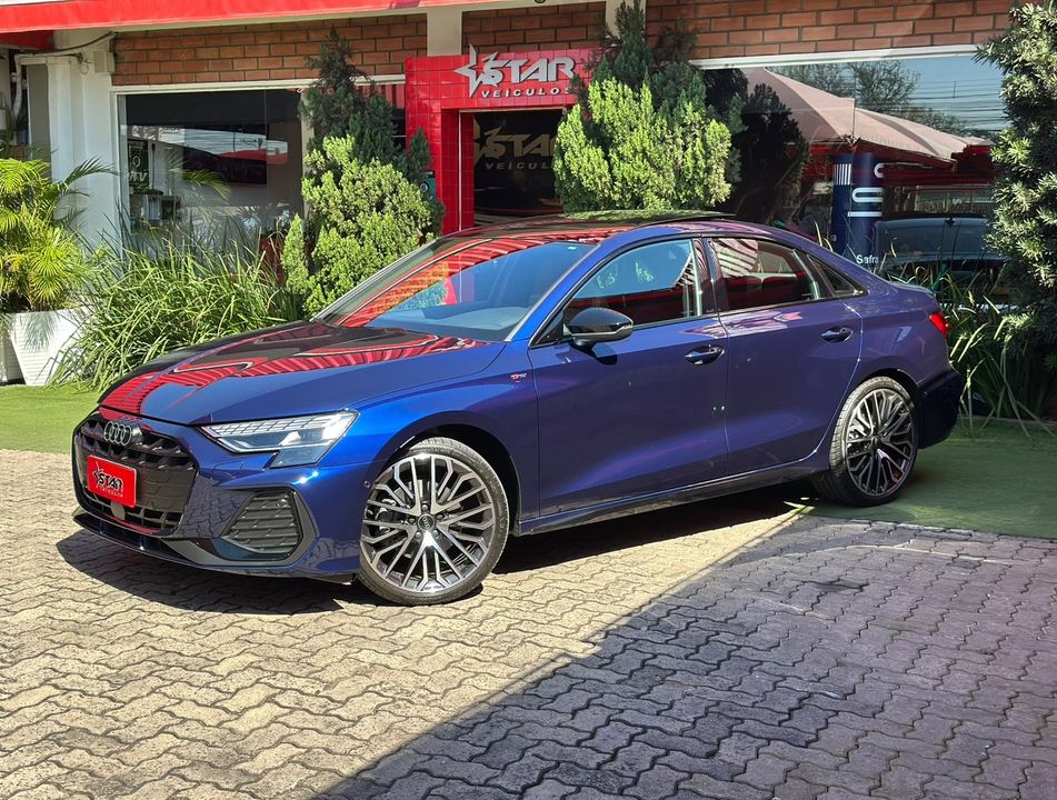 Audi A3 Sedan Performance 2.0 TFSI S-tronic
