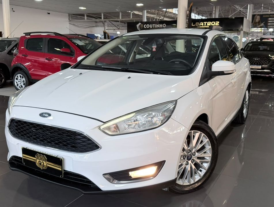 Ford Focus 2.0 16V/SE/SE Plus Flex 5p Aut.