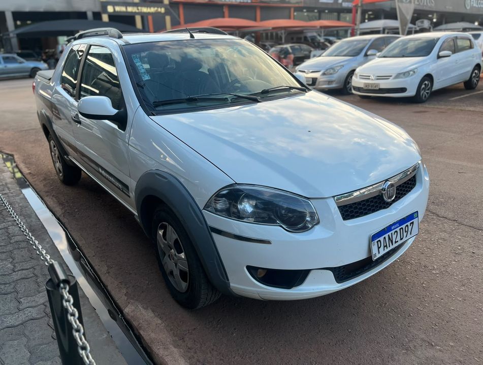 Fiat Strada Trekking 1.6 16V LOCKER Flex  CD