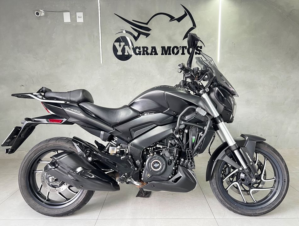 BAJAJ DOMINAR 400 