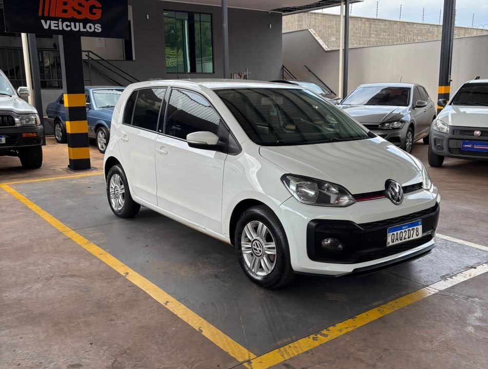 VolksWagen up! move 1.0 TSI Total Flex 12V 5p