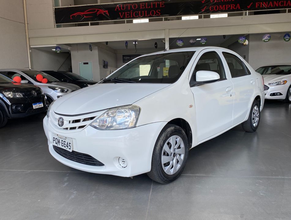 Toyota ETIOS XS Sedan1.5 Flex 16V 4p Mec.
