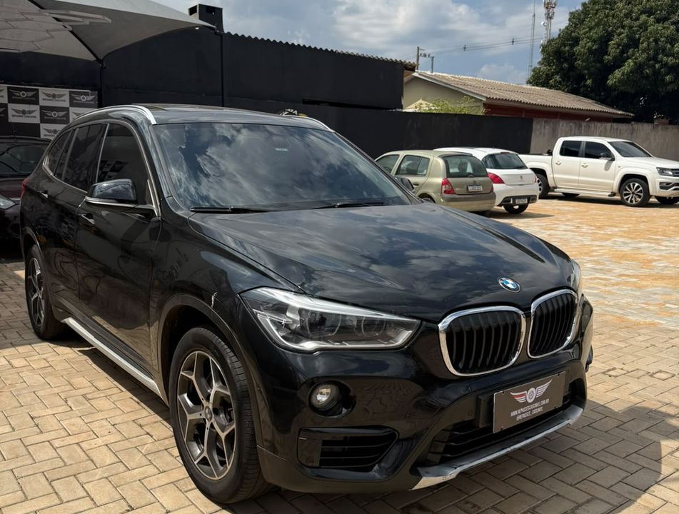 BMW X1 SDRIVE 20i X-Line 2.0 TB Active Flex
