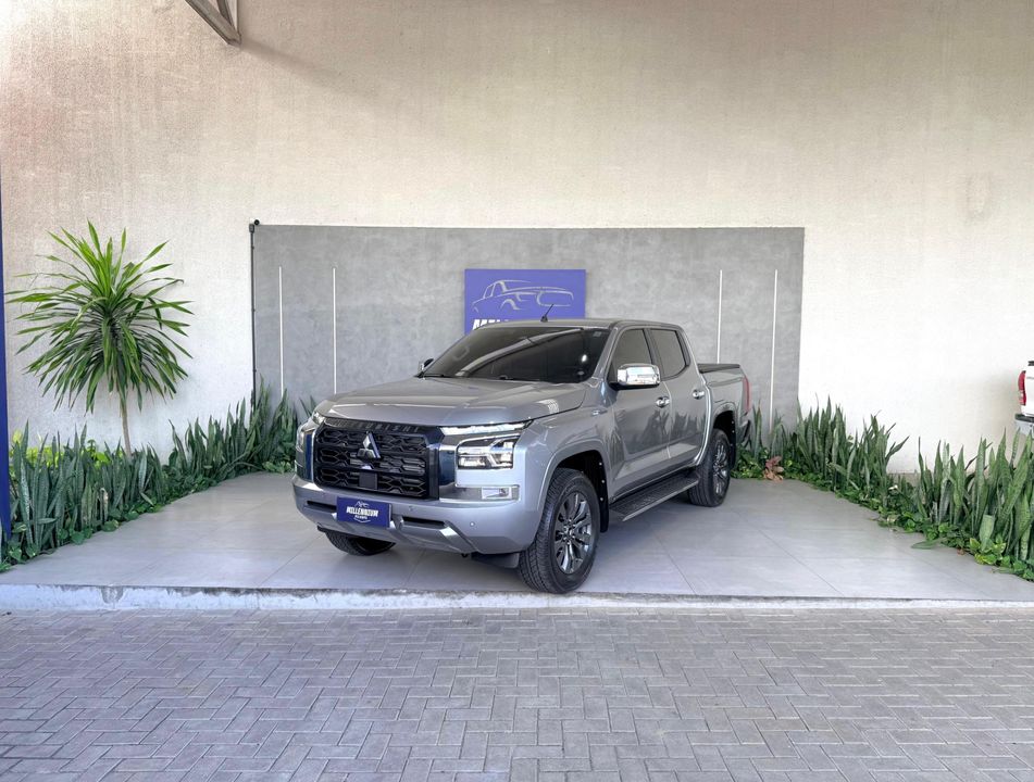 Mitsubishi Triton HPE-S 2.4 CD 4x4 TB Diesel Aut.