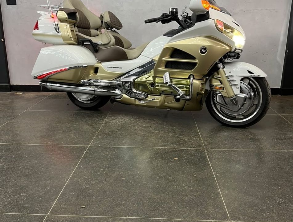 HONDA GOLD WING 1500/ 1800