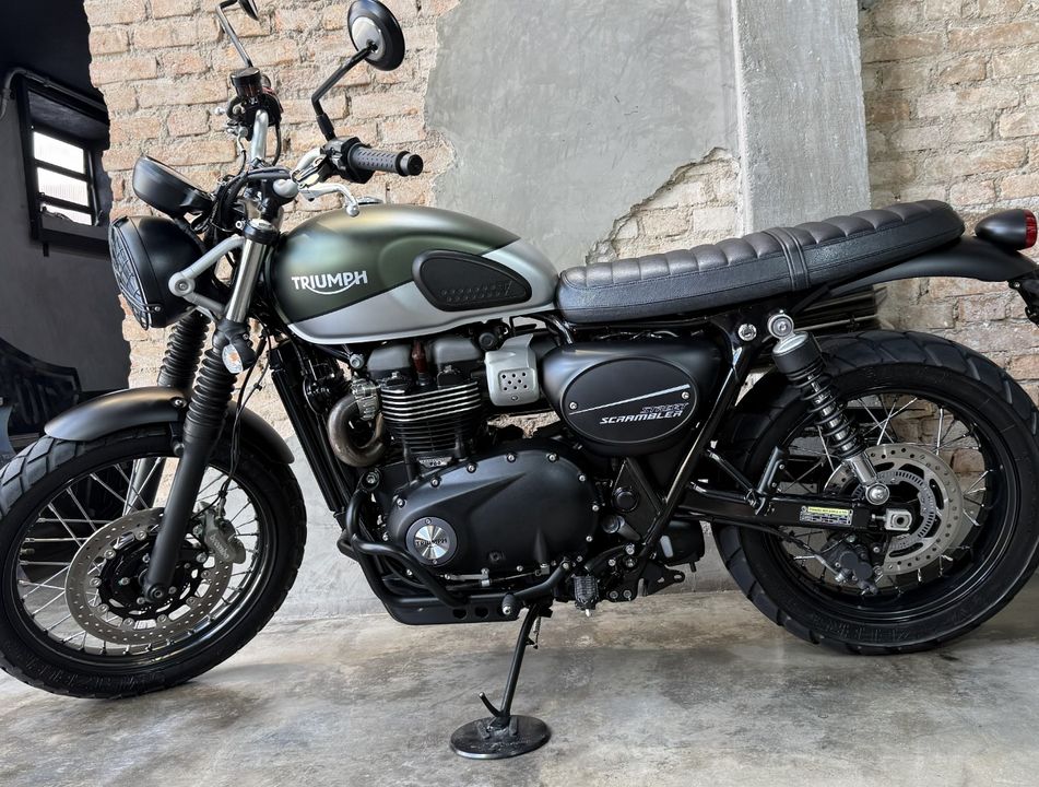 TRIUMPH STREET SCRAMBLER 900cc
