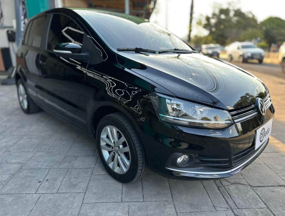 VolksWagen Fox Connect 1.6 Flex 8V 5p