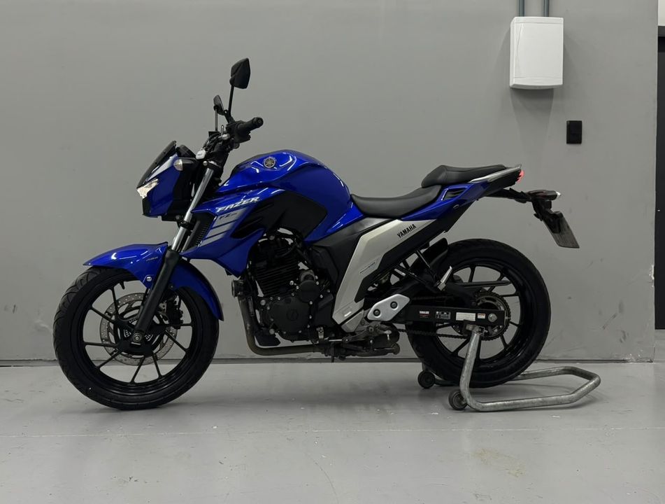 YAMAHA FZ25 250 FAZER FLEX