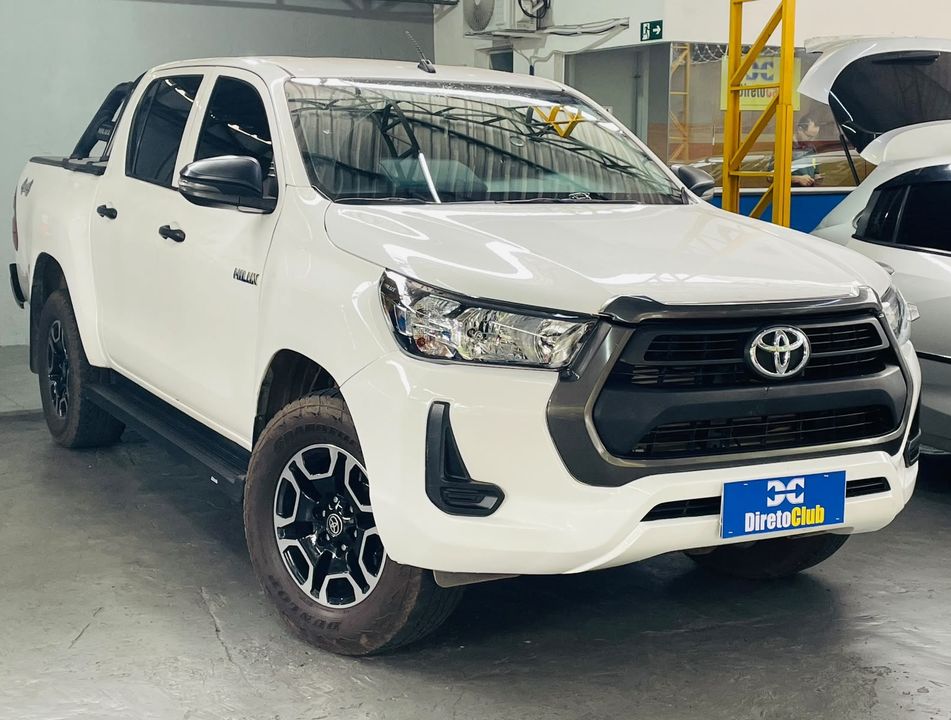 Toyota Hilux CD 4x4 2.8 Diesel Mec.