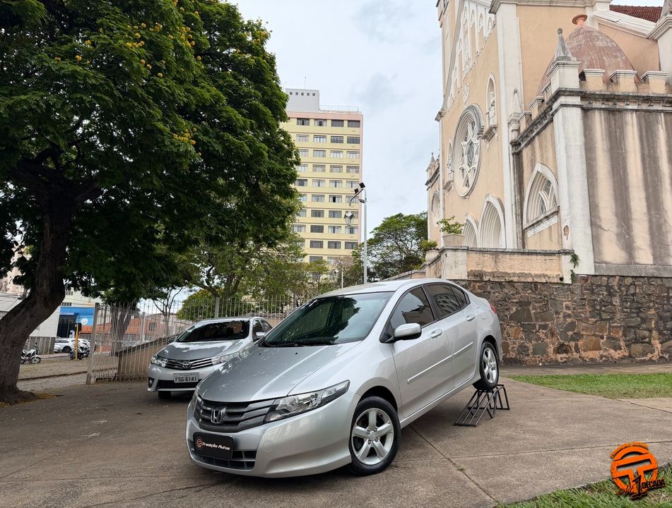 Honda CITY Sedan DX 1.5 Flex 16V Mec.