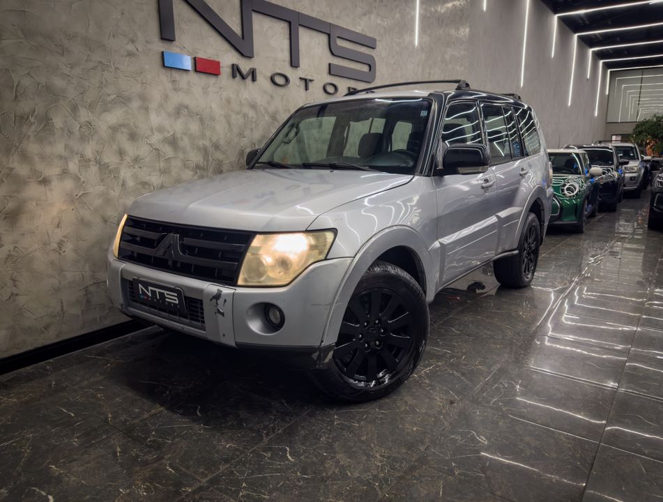 Mitsubishi Pajero GLS Full 3.8 V6 250cv 5p Aut.
