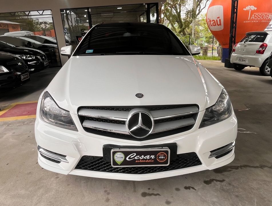 Mercedes C-180 CGI Coupe Sport 1.6 TB 16V Aut.