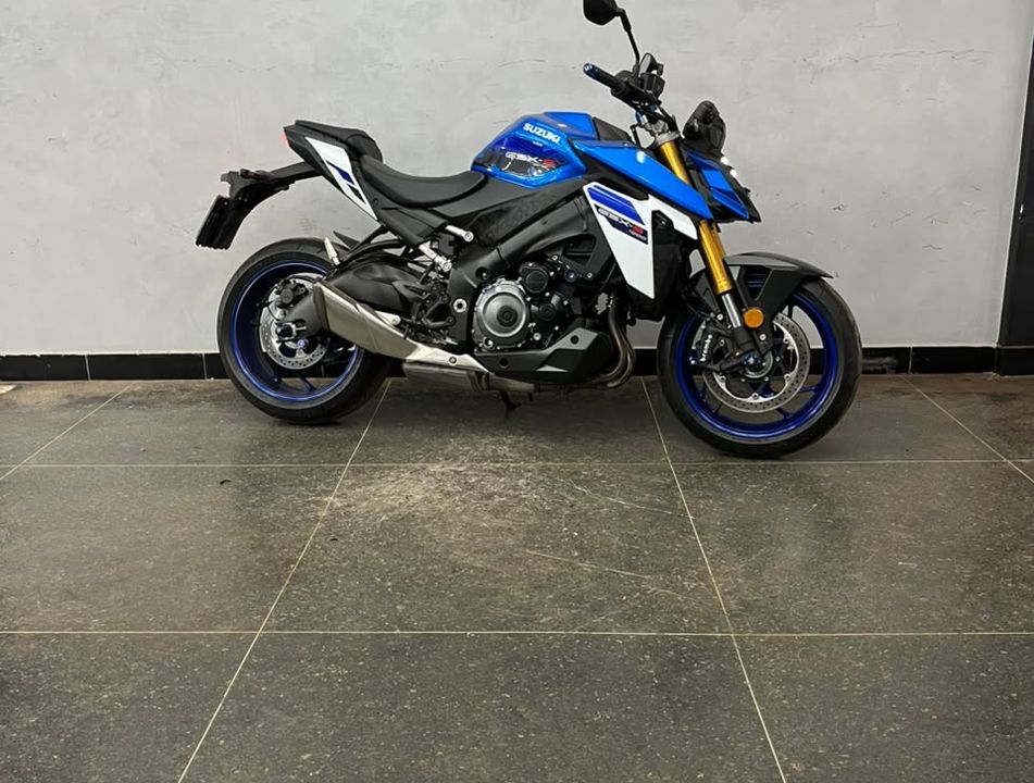 SUZUKI GSX-S 1000