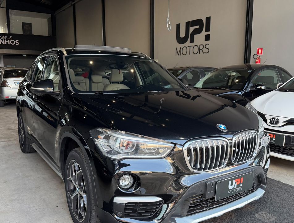 BMW X1 SDRIVE 20i X-Line 2.0 TB Active Flex