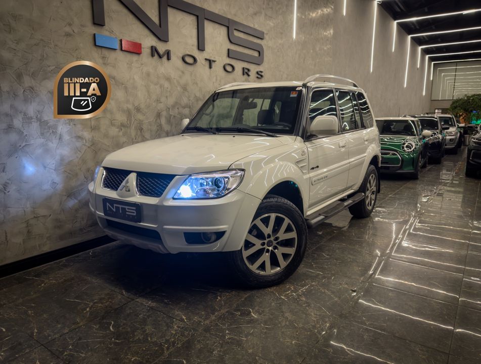 Mitsubishi Pajero TR4 2.0/ 2.0 Flex 16V 4x4 Aut.