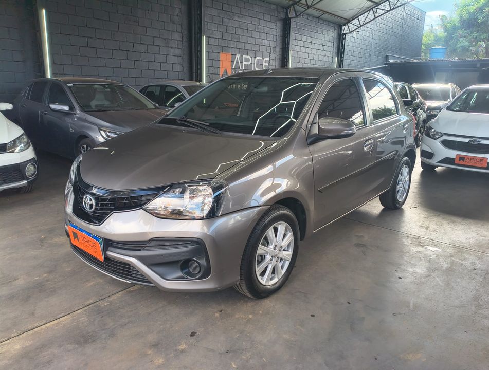 Toyota ETIOS X Plus 1.5 Flex 16V 5p Aut.