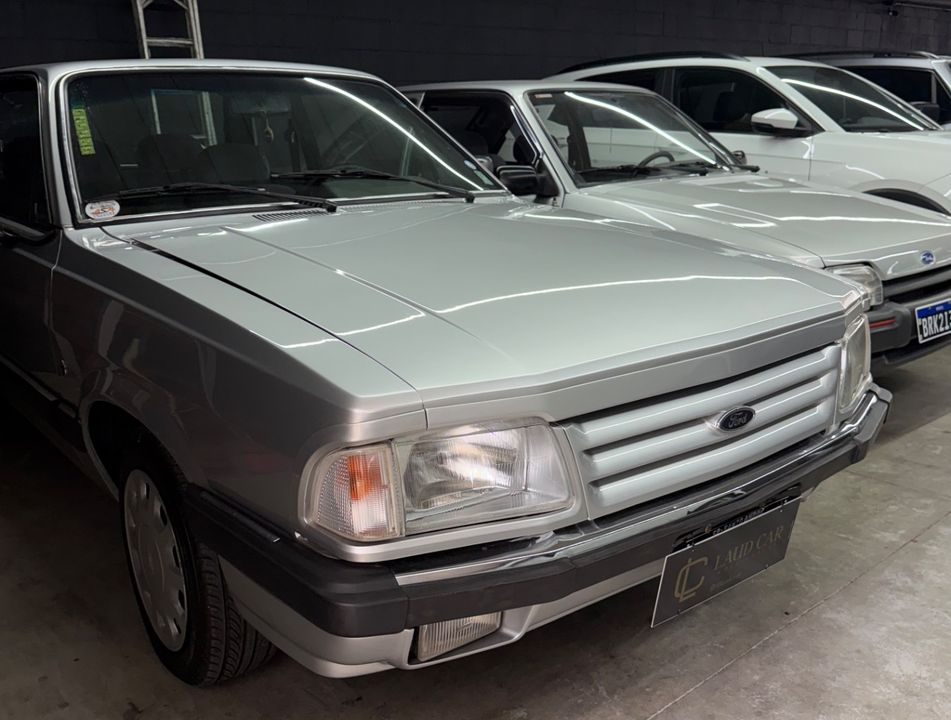 Ford Del Rey Ghia 1.8 / 1.6 2p e 4p