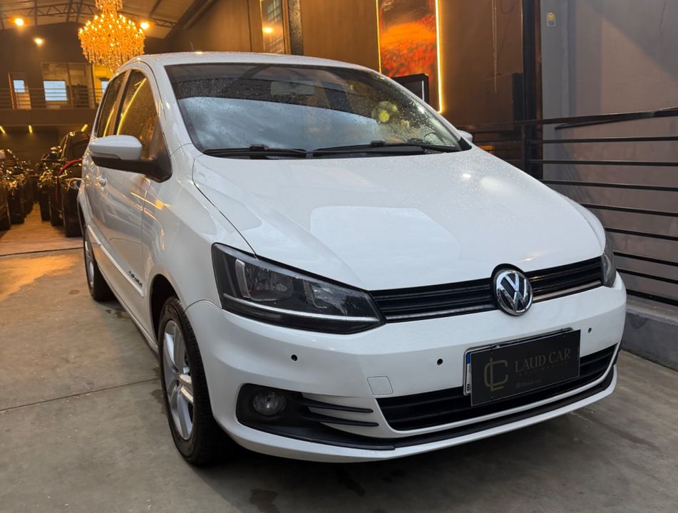 VolksWagen Fox Comfortline 1.6 Flex 8V 5p
