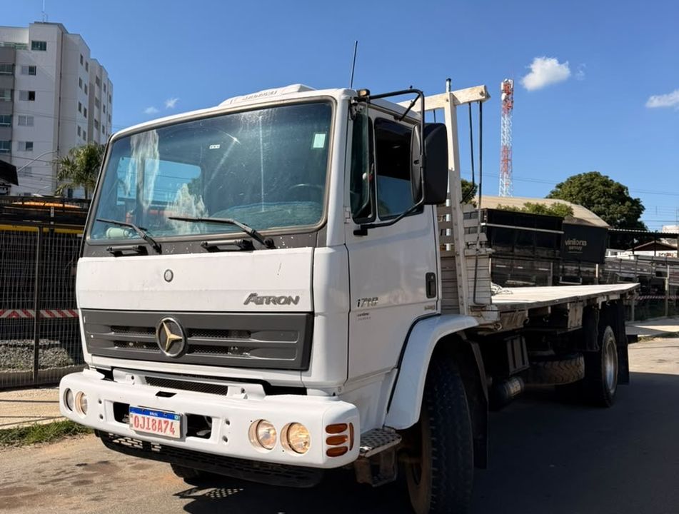 MERCEDES-BENZ Atron 1719 2p (diesel)(E5)