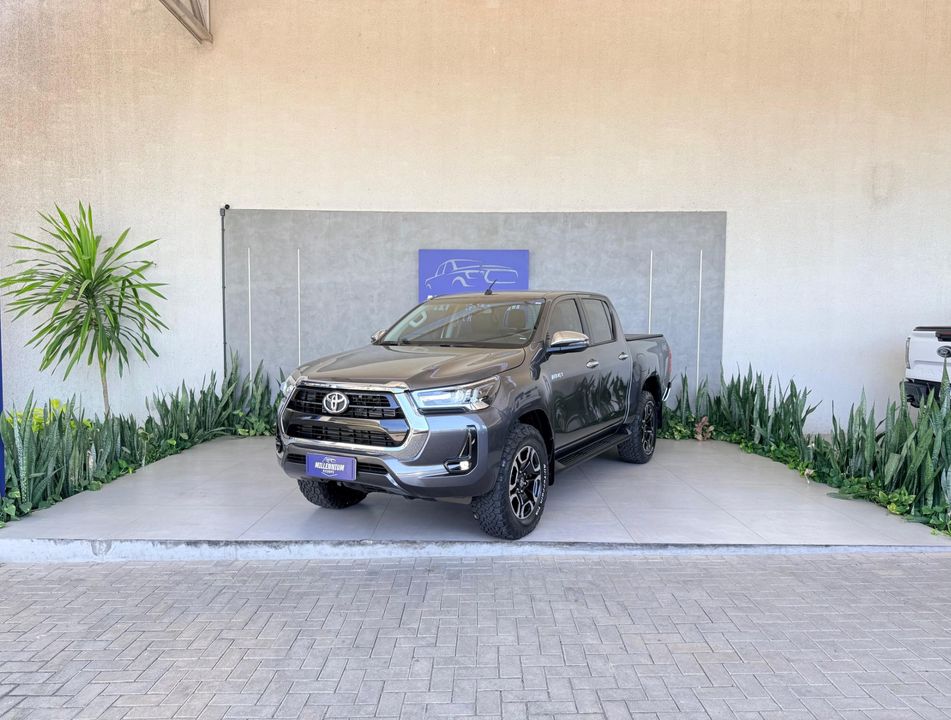 Toyota Hilux CD SRV 4x4 2.8 TDI Diesel Aut.