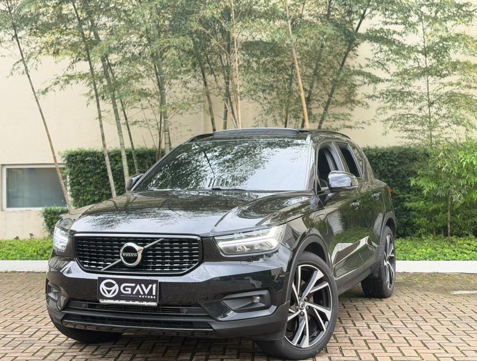 Volvo XC 40 T-5 R-DESIGN 1.5 FWD (Híbrido)