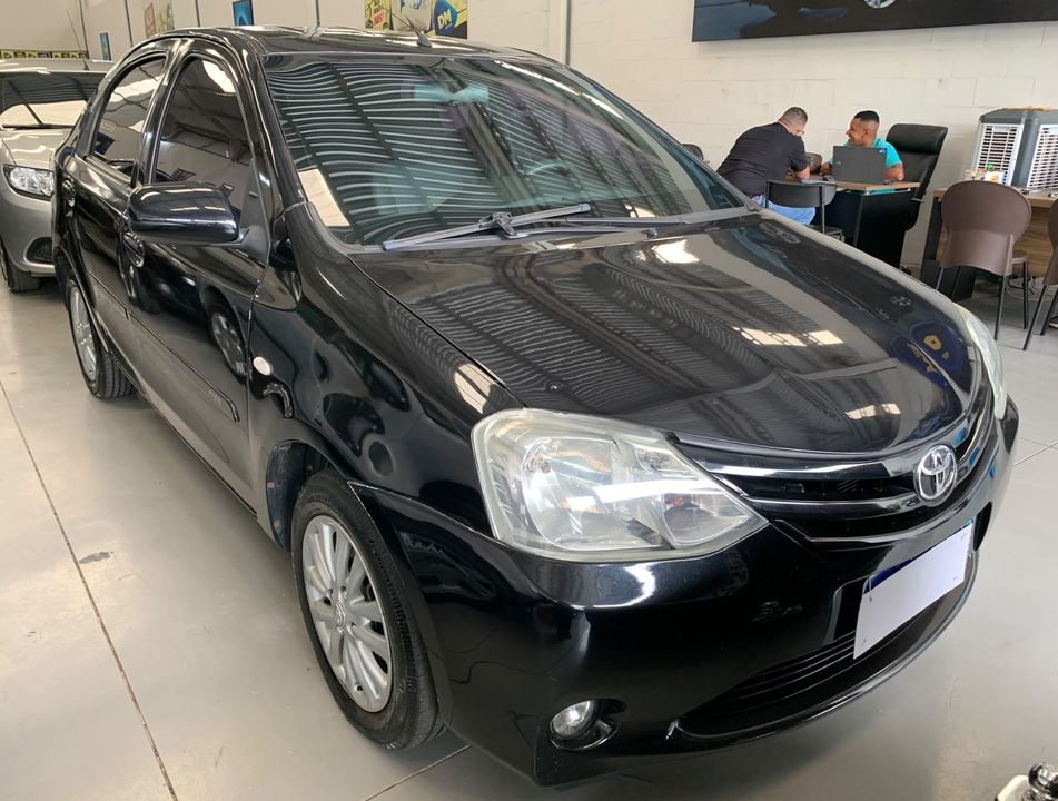 Toyota ETIOS XLS Sedan 1.5 Flex 16V 4p Mec.