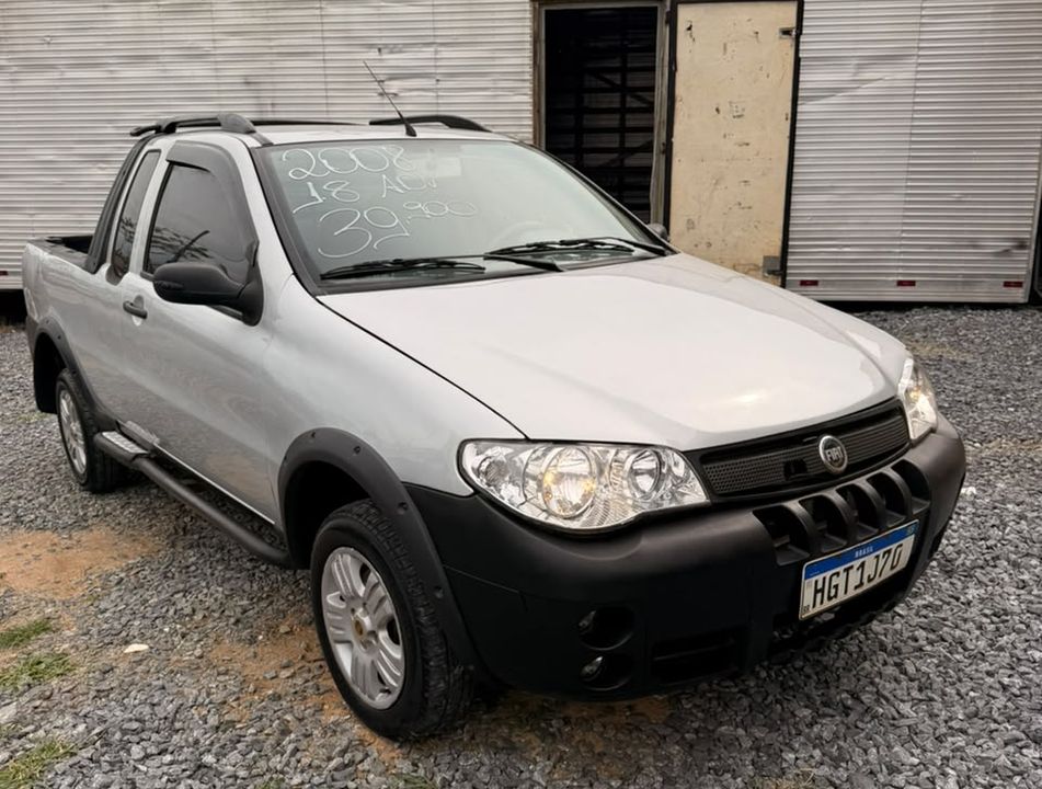 Fiat Strada Trekking 1.8 mpi Flex 8V CE