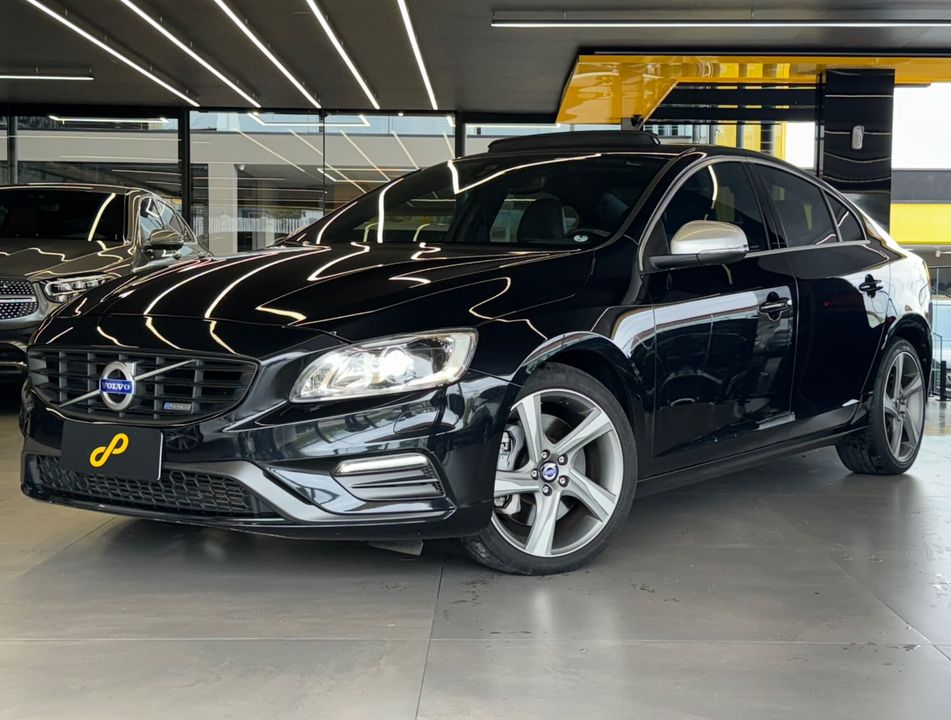 Volvo S60 T-5 R-DESIGN 2.0 240cv 4p