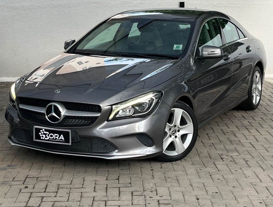 Mercedes CLA-180 1.6 16V 122cv Aut.