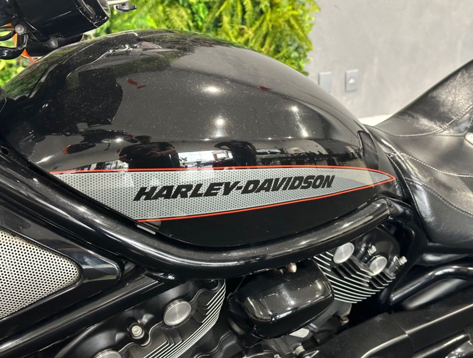 Harley V-ROD 1250cc MUSCLE VRSCF