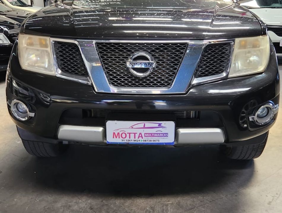 Nissan Frontier SL CD 4x4 2.5TB Diesel Aut