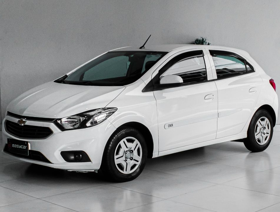 Chevrolet ONIX HATCH LT 1.0 8V FlexPower 5p Mec.