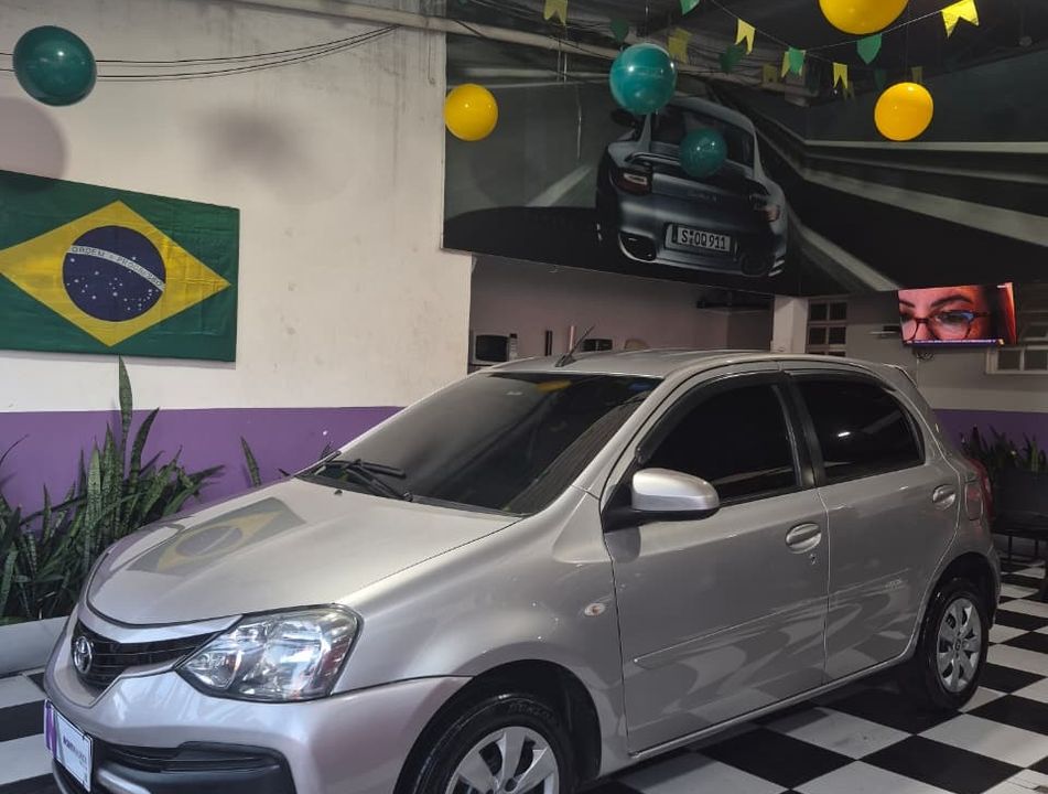 Toyota ETIOS XS 1.5 Flex 16V 5p Aut.