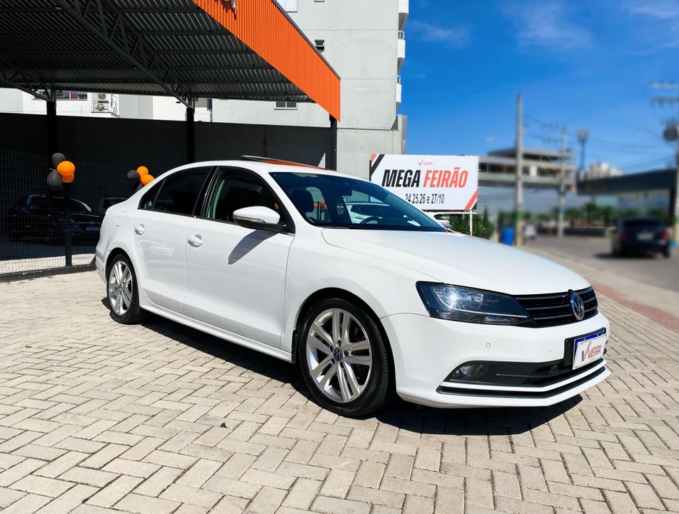 VolksWagen JETTA Highline 2.0 TSI 16V 4p Tiptronic