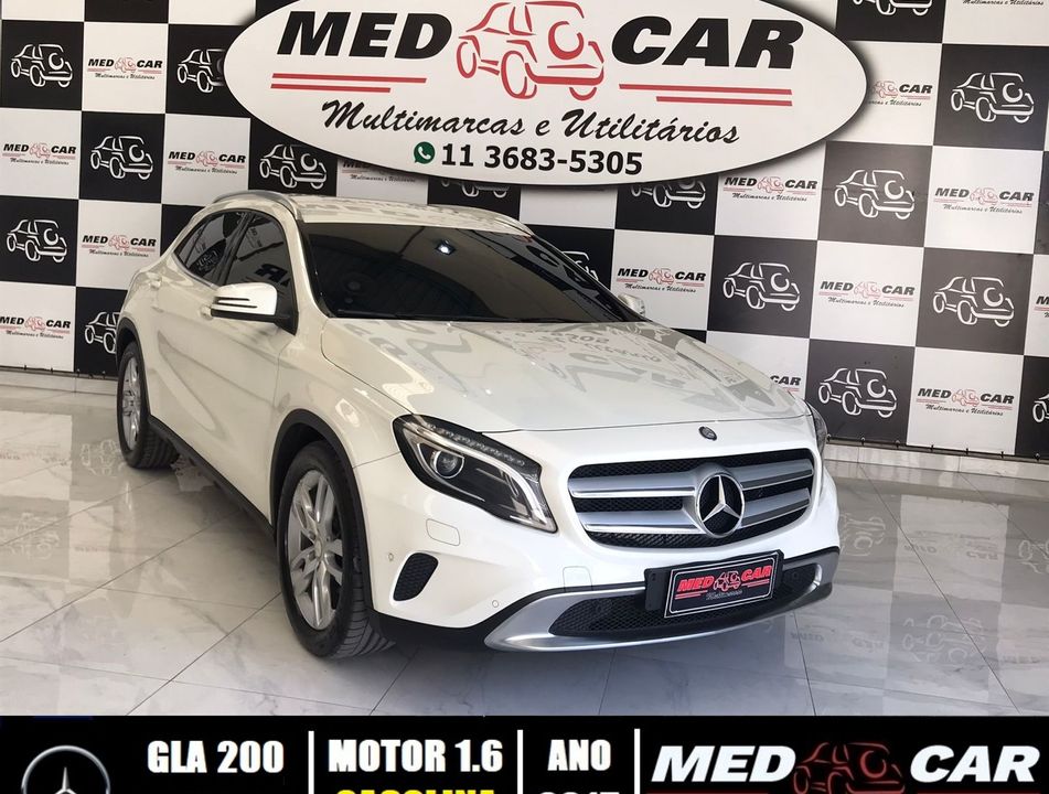 Mercedes GLA 200 Advance